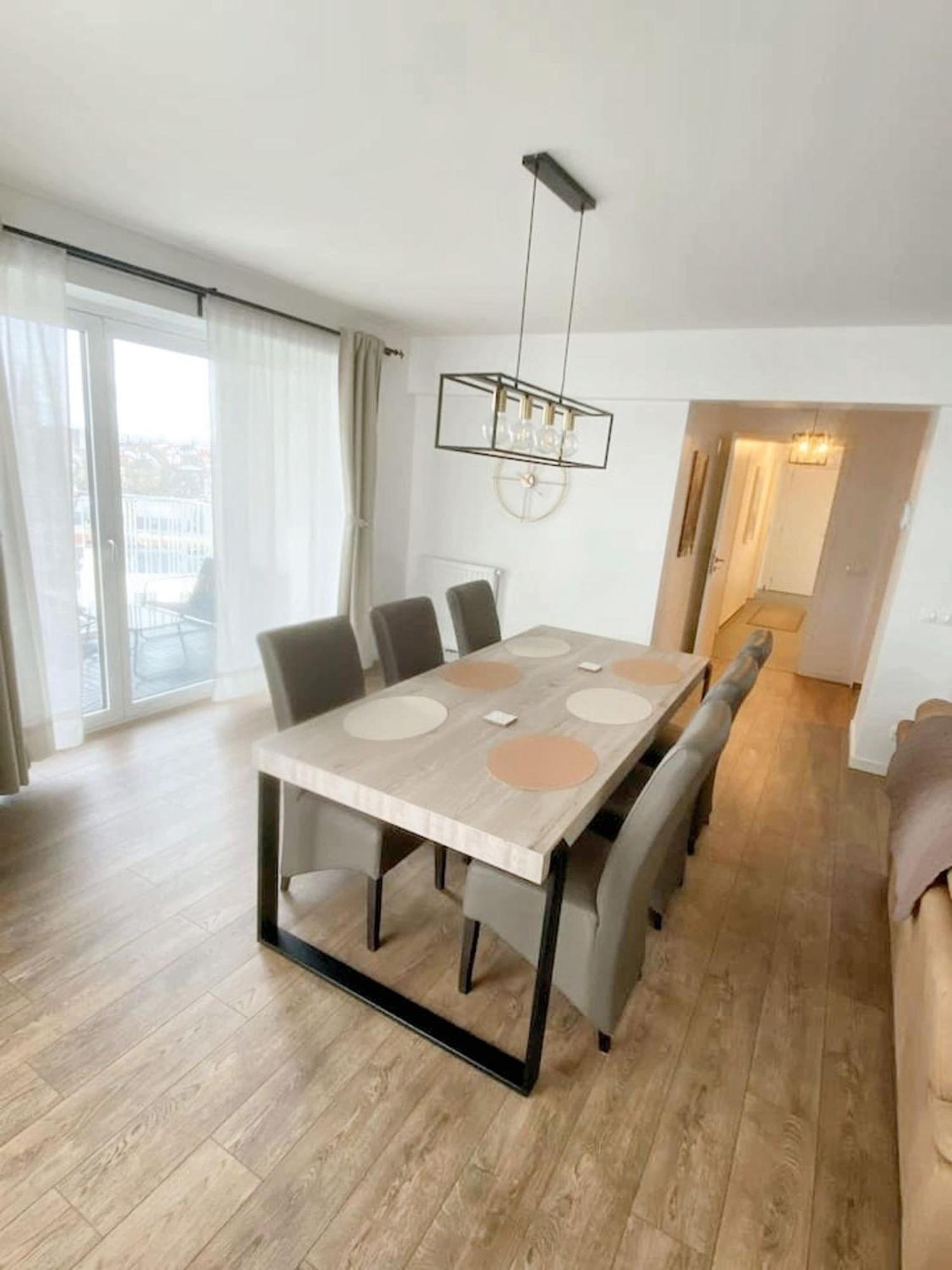 Modern Apartment In Cureghem Anderlecht 134 M² + Terrace Bruxelles Extérieur photo
