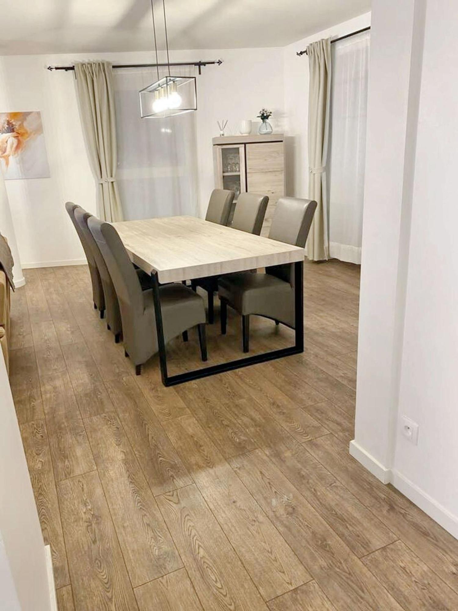 Modern Apartment In Cureghem Anderlecht 134 M² + Terrace Bruxelles Extérieur photo