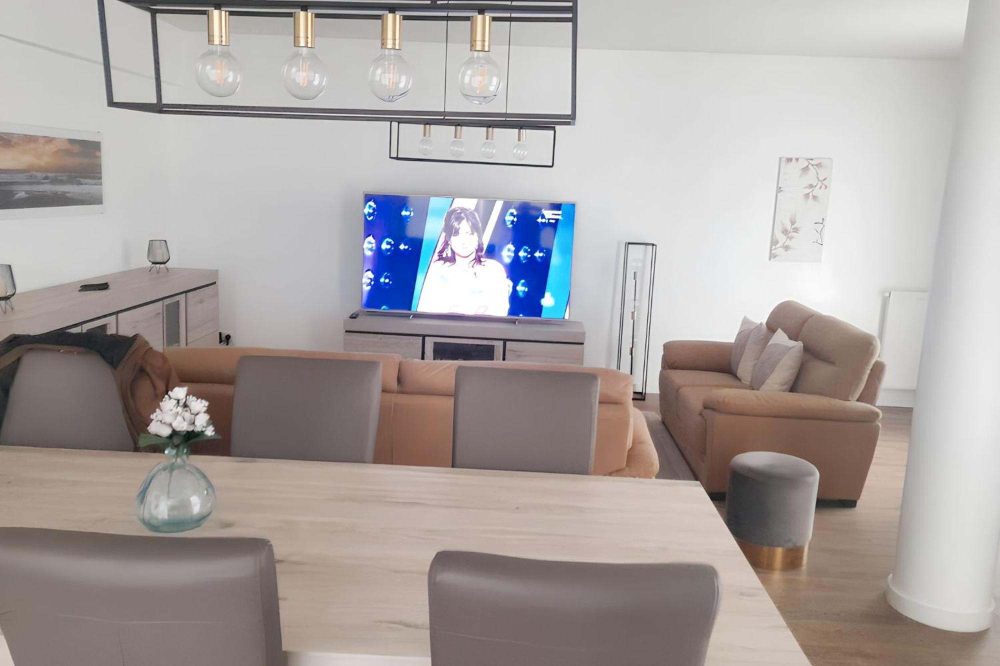 Modern Apartment In Cureghem Anderlecht 134 M² + Terrace Bruxelles Extérieur photo